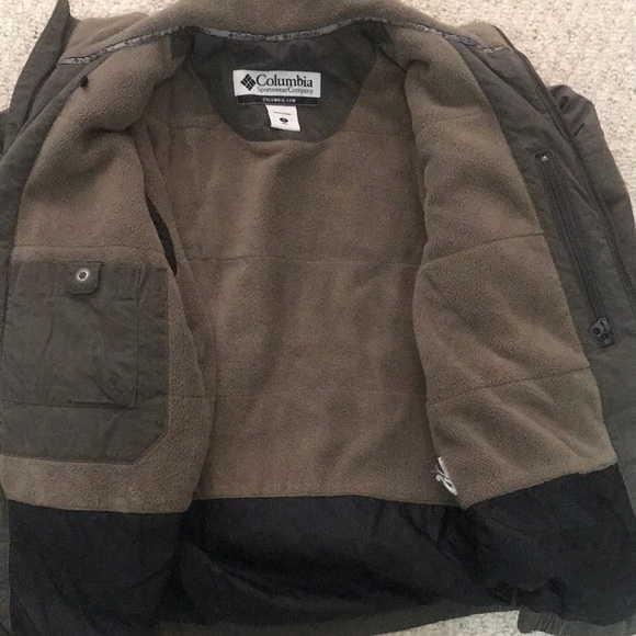 Dark Green Columbia fleece-lined Jacket - Picture 3 of 3